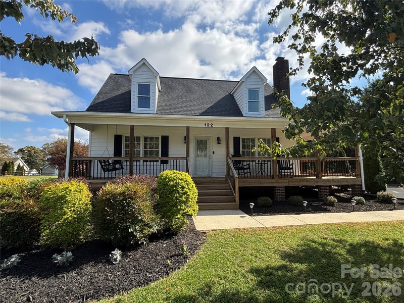122 Summey Barker Drive, Dallas, NC - 3 beds, 2 baths, 1,287 sqft - $315,000