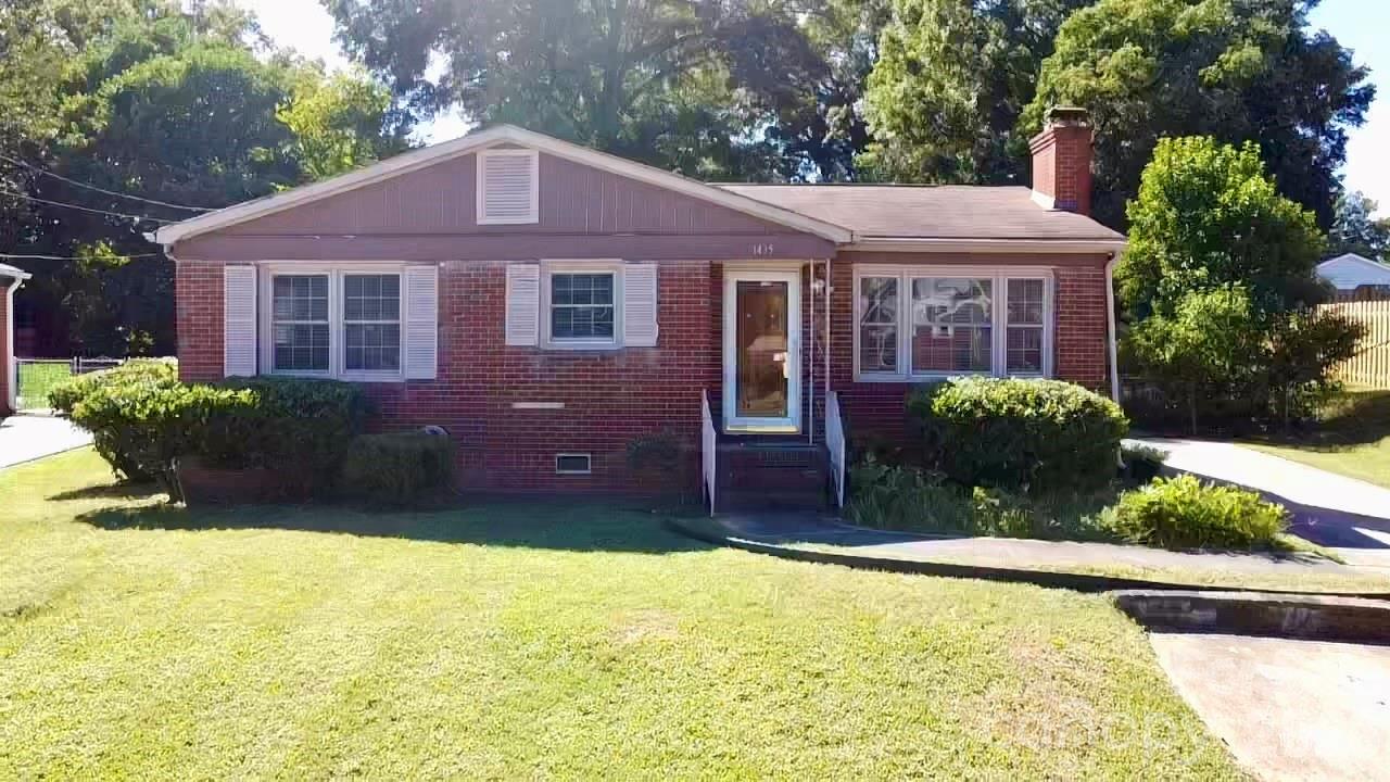 1435 Dean St, Charlotte, NC 28216. property listing photo
