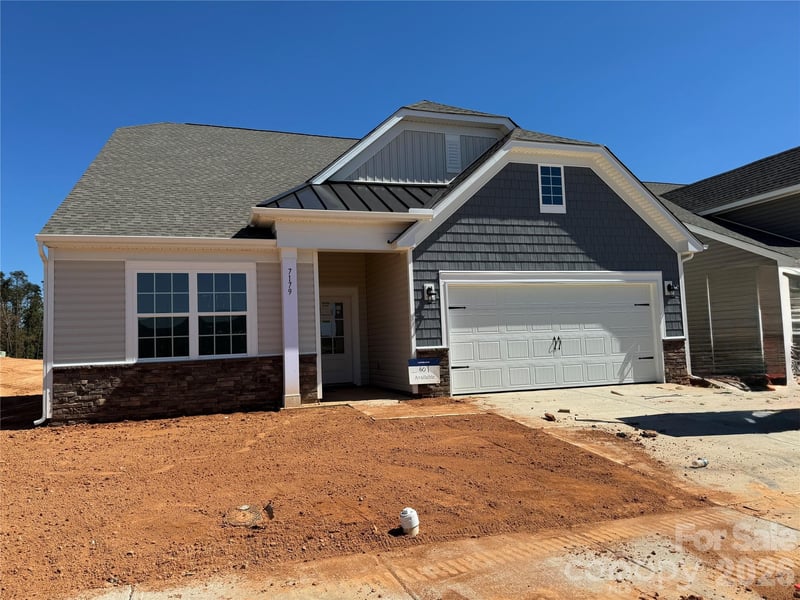 7179 Juneberry Way, Maiden, NC - 4 beds, 3 baths, 2,650 sqft - $435,000