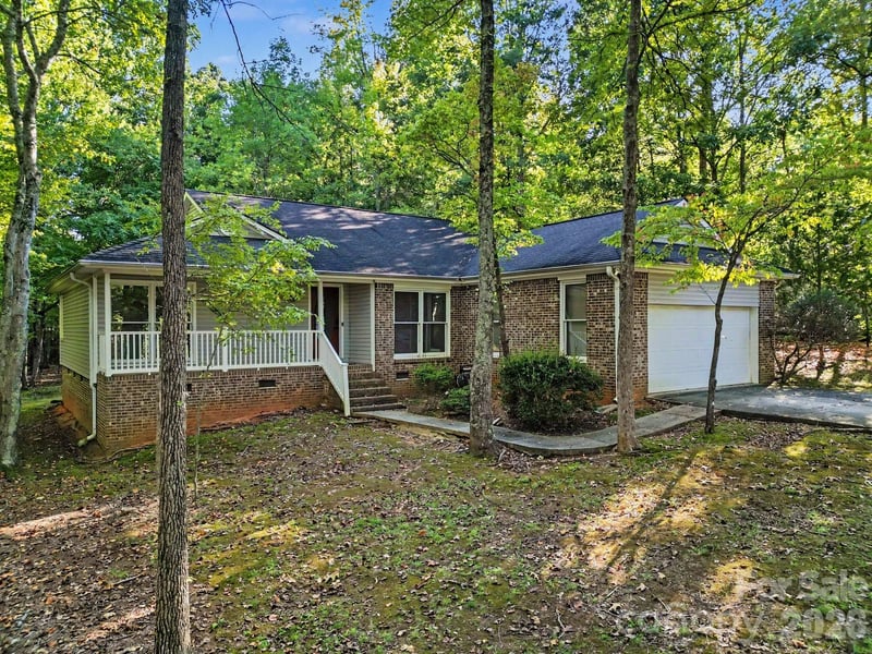 5607 Dorchester Avenue, Harrisburg, NC - 3 beds, 2 baths, 1,738 sqft - $350,000
