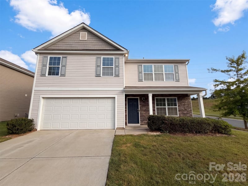 1554 Gaston Mountain Drive, Dallas, NC - 5 beds, 3 baths, 2,409 sqft - $338,000