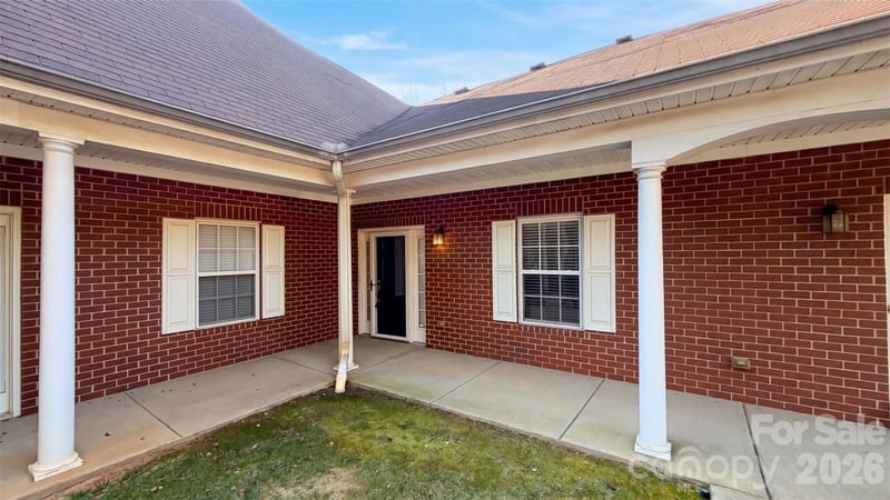 7175 Somerset Springs Drive, Charlotte, NC - 2 beds, 2 baths, 1,229 sqft - $190,000
