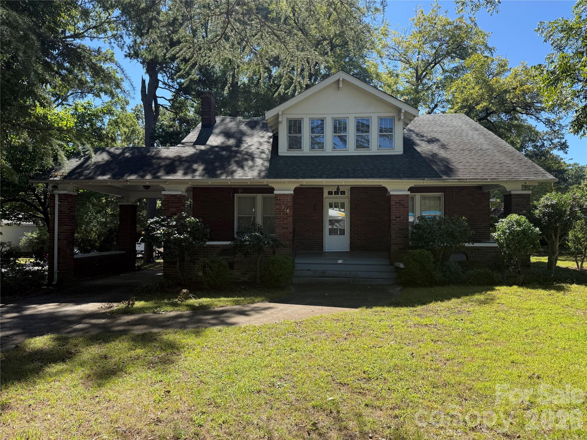 718 E E Franklin St, Monroe, NC 28112. property listing photo