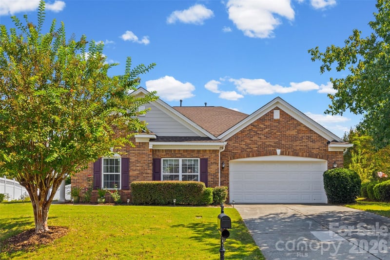 370 Mount Side Way, Fort Mill, SC - 4 beds, 2 baths, 2,719 sqft - $520,000