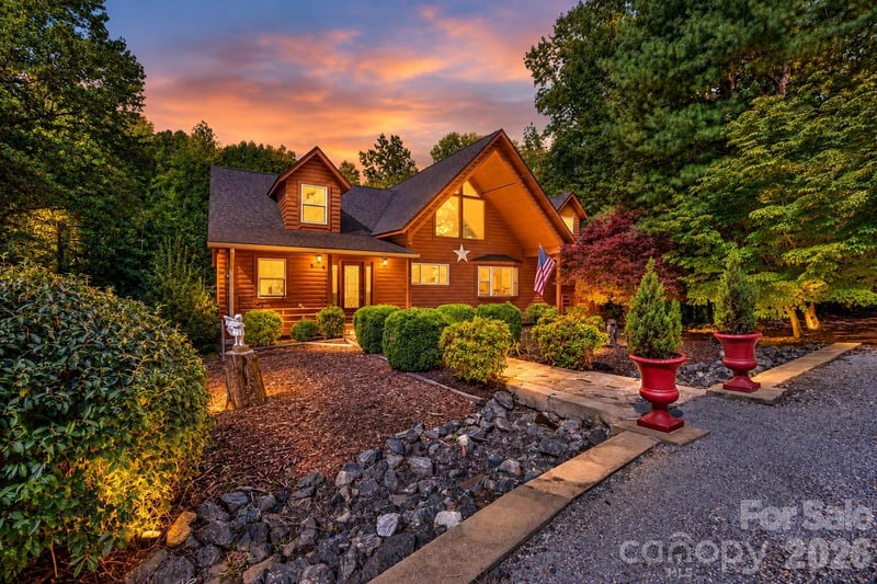 143 Rosewood Lane, Rutherfordton, NC - 3 beds, 2 baths, 2,988 sqft - $465,000