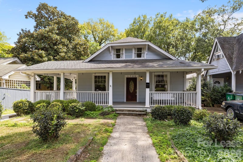 1705 Fountain View, Charlotte, NC - 4 beds, 2.5 baths, 2,860 sqft - $5,250/mo