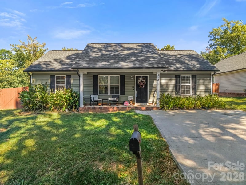710 Ben Avenue, Kannapolis, NC - 3 beds, 2 baths, 1,158 sqft - $289,900