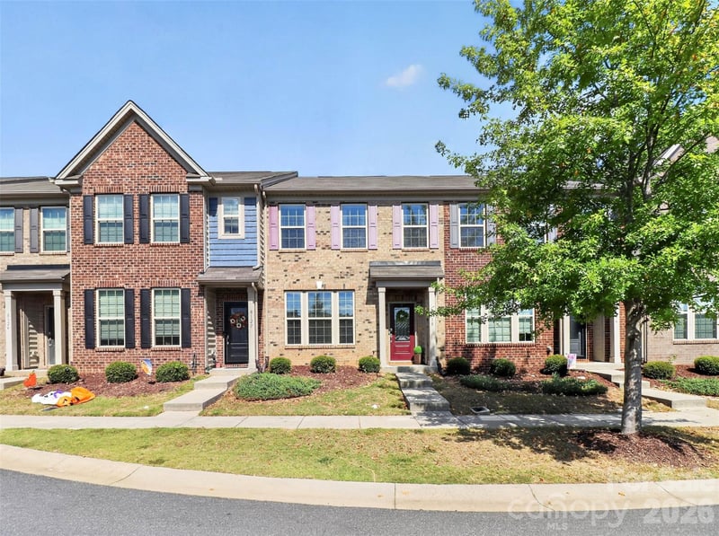 8118 English Clover Lane, Indian Land, SC - 3 beds, 2.5 baths, 1,987 sqft - $340,000