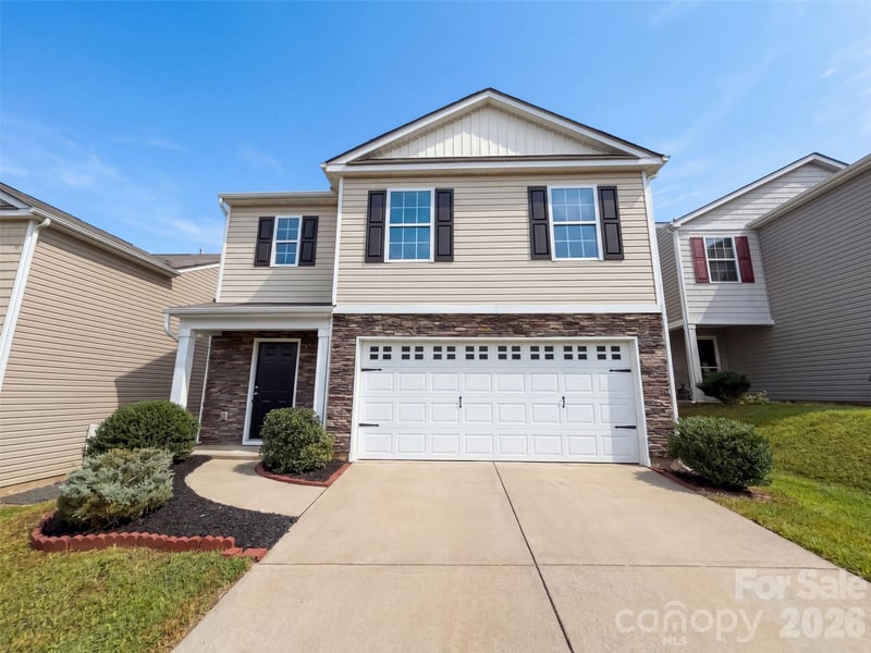 3980 Long Arrow Drive, Concord, NC - 5 beds, 3 baths, 2,494 sqft - $350,000