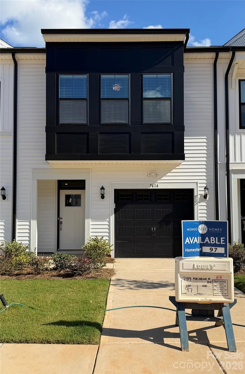 7414 Mashburn Drive, Charlotte, NC - 3 beds, 2.5 baths, 1,671 sqft - $323,491