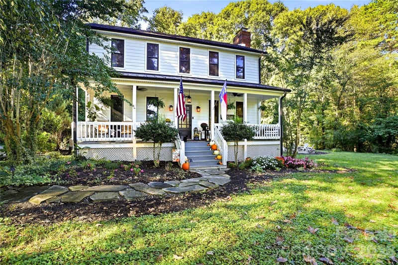 9560 Harvest Lane, Davidson, NC - 3 beds, 3 baths, 1,985 sqft - $625,000