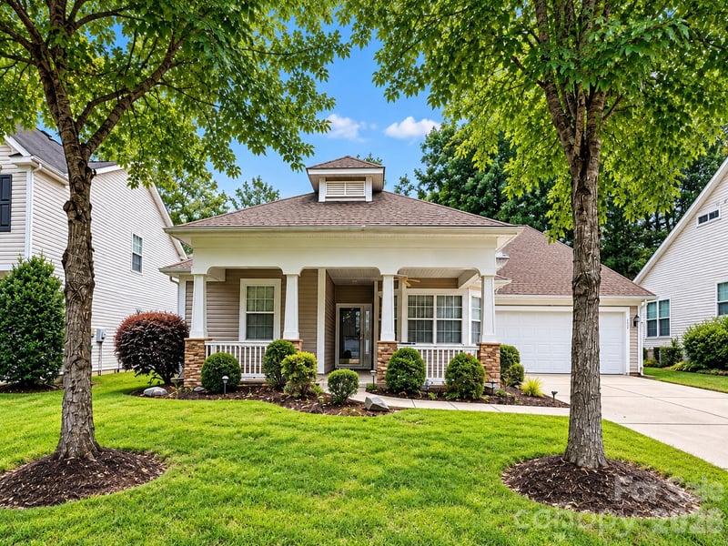 3820 Planters Watch Drive, Charlotte, NC - 3 beds, 2 baths, 2,182 sqft - $400,000