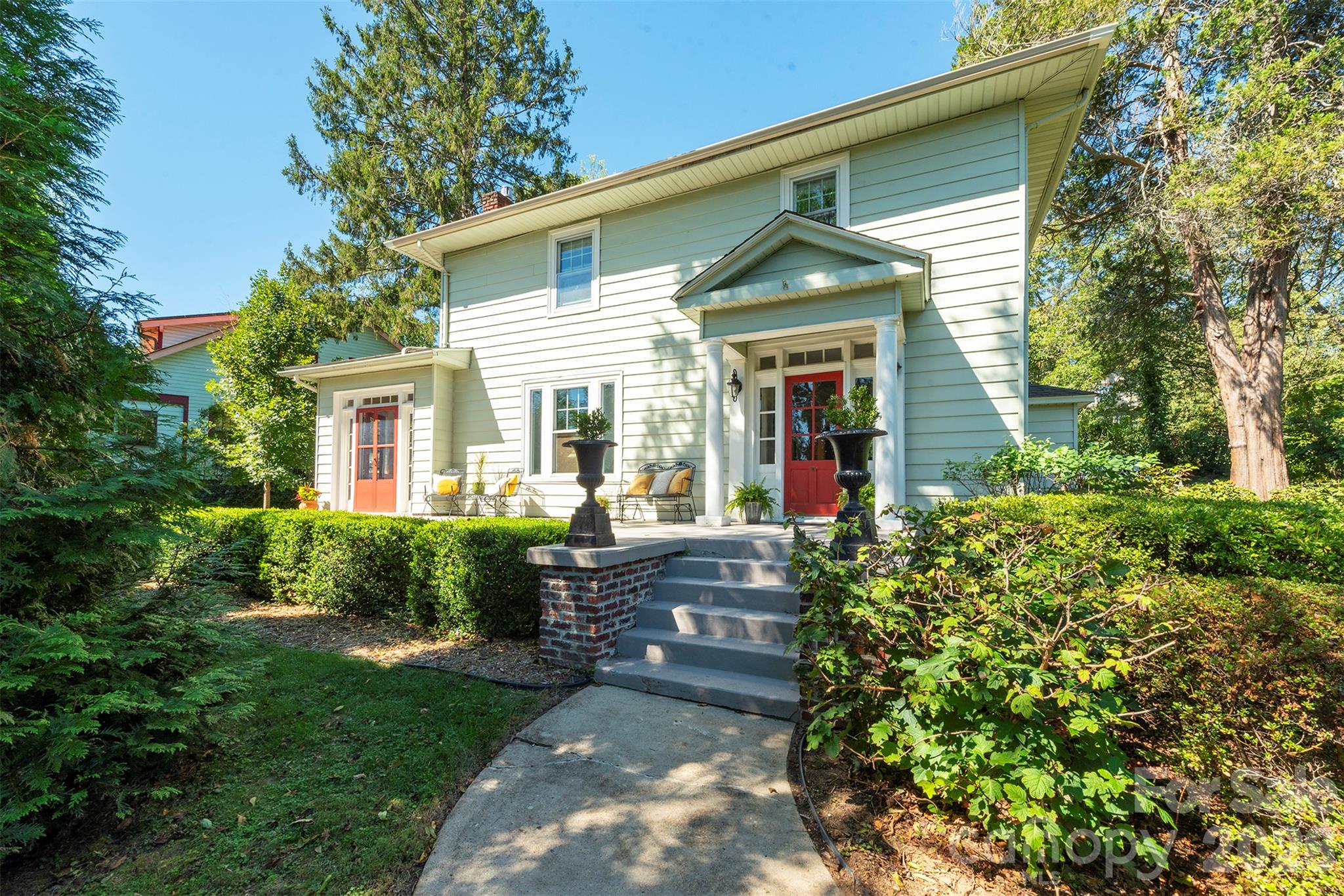 710 Merrimon Ave, Asheville, NC 28804. property listing photo