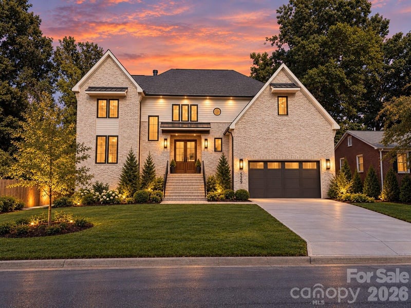 529 Kenlough Drive, Charlotte, NC - 6 beds, 4.5 baths, 4,016 sqft - $1,750,000