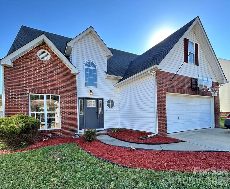 3935 Longwood Drive SW, Concord, NC - 4 beds, 2.5 baths, 1,907 sqft - $379,000