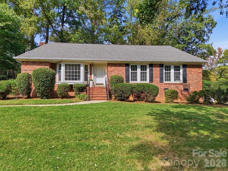 5724 Telfair Road, Charlotte, NC - 3 beds, 2 baths, 1,375 sqft - $575,000