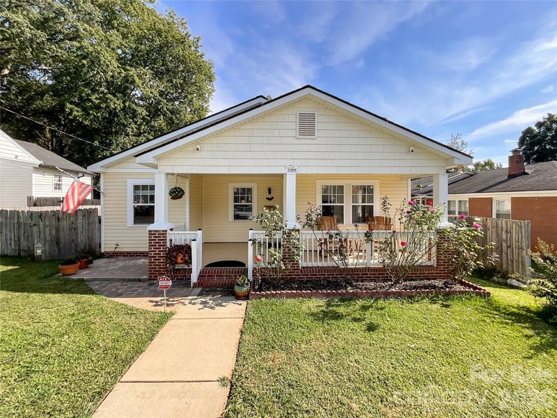 1501 Effingham Road, Charlotte, NC - 3 beds, 2 baths, 1,243 sqft - $460,000