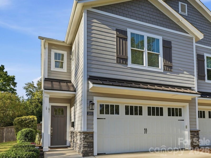 1303 Cortland Road E, Charlotte, NC - 3 beds, 2.5 baths, 2,227 sqft - $700,000
