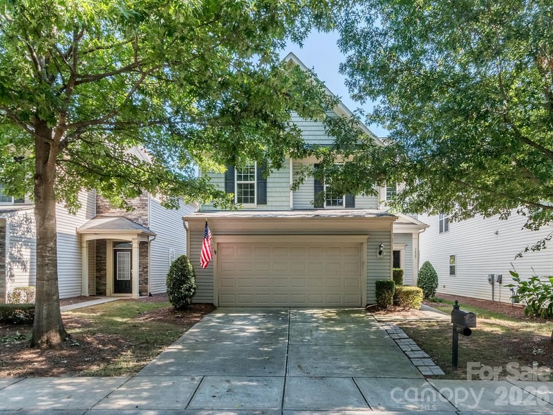 3827 Park South Station Boulevard, Charlotte, NC - 3 beds, 2.5 baths, 2,137 sqft - $575,000