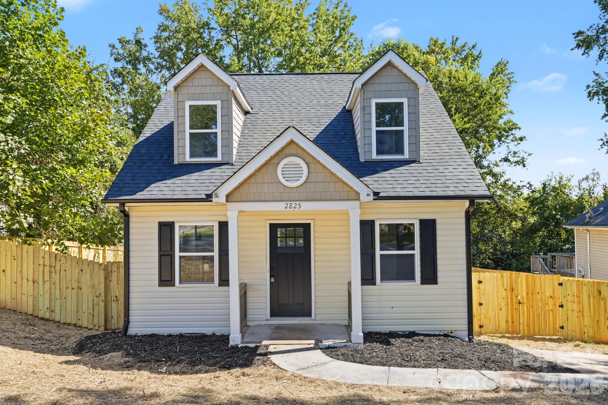 2825 Mayfair Ave, Charlotte, NC 28208. property listing photo