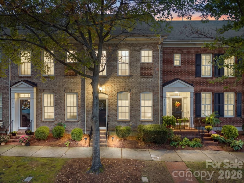 8512 Beaver Creek Drive, Charlotte, NC - 2 beds, 2.5 baths, 1,130 sqft - $285,000