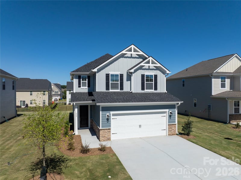 539 Larragan Drive, Denver, NC - 4 beds, 2.5 baths, 1,977 sqft - $399,900