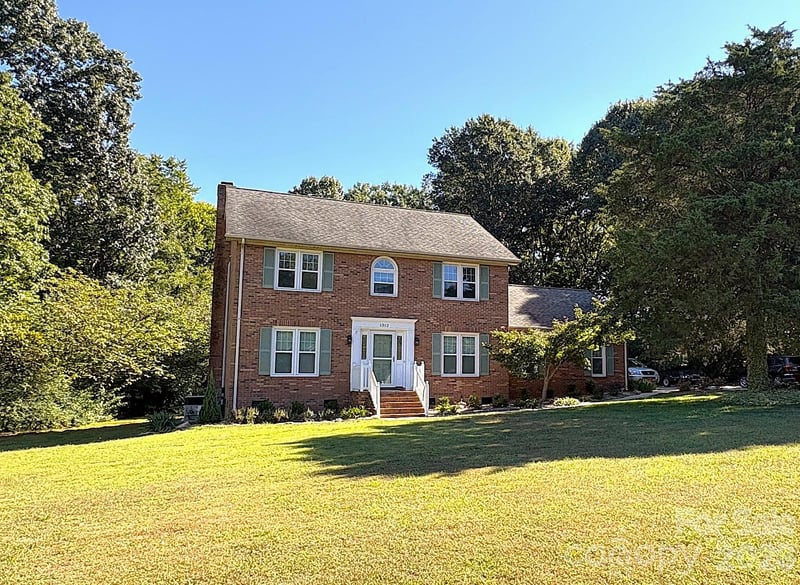 1312 Bennington Drive NW, Concord, NC - 4 beds, 2.5 baths, 2,258 sqft - $559,900