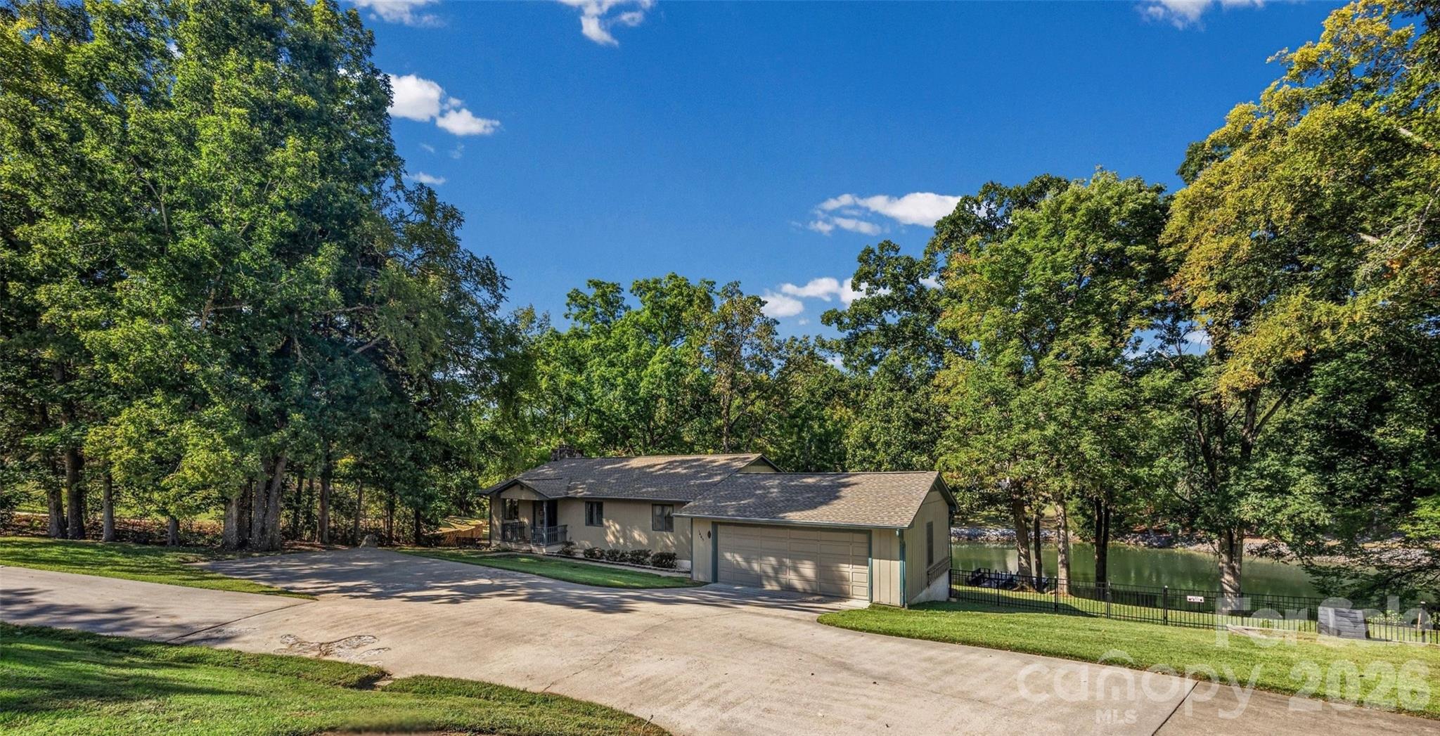 1465 Friar Rd, Rock Hill, SC 29732. property listing photo
