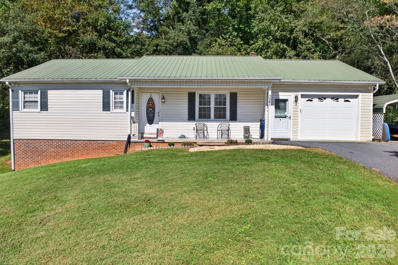 1504 Hwy 268 Highway, Lenoir, NC - 2 beds, 1.5 baths, 1,103 sqft - $246,000