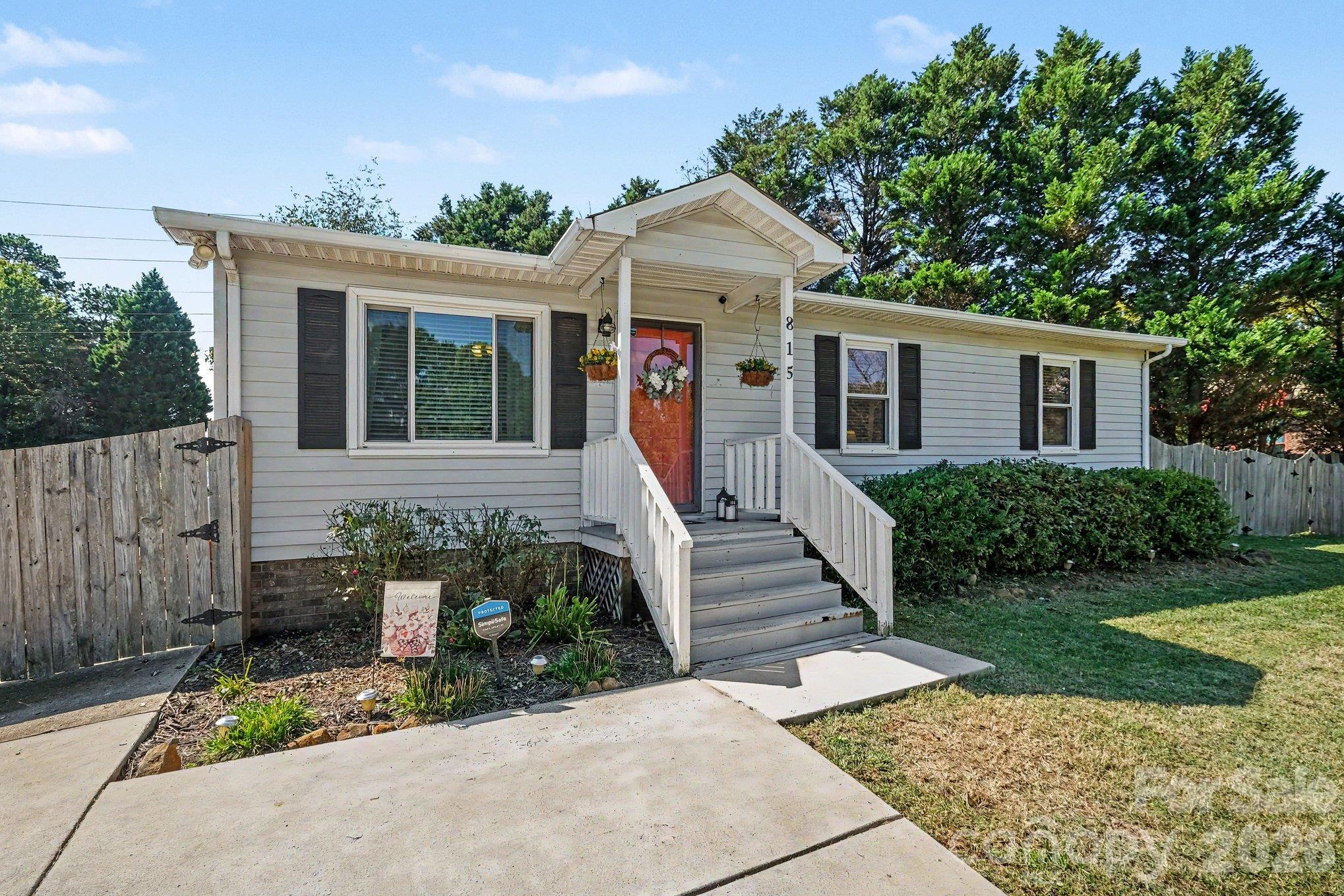 815 Mooresville Rd, Salisbury, NC 28144. property listing photo