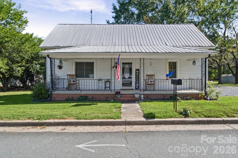 626 Austin Street, Albemarle, NC - 2 beds, 1 bath, 1,335 sqft - $239,900