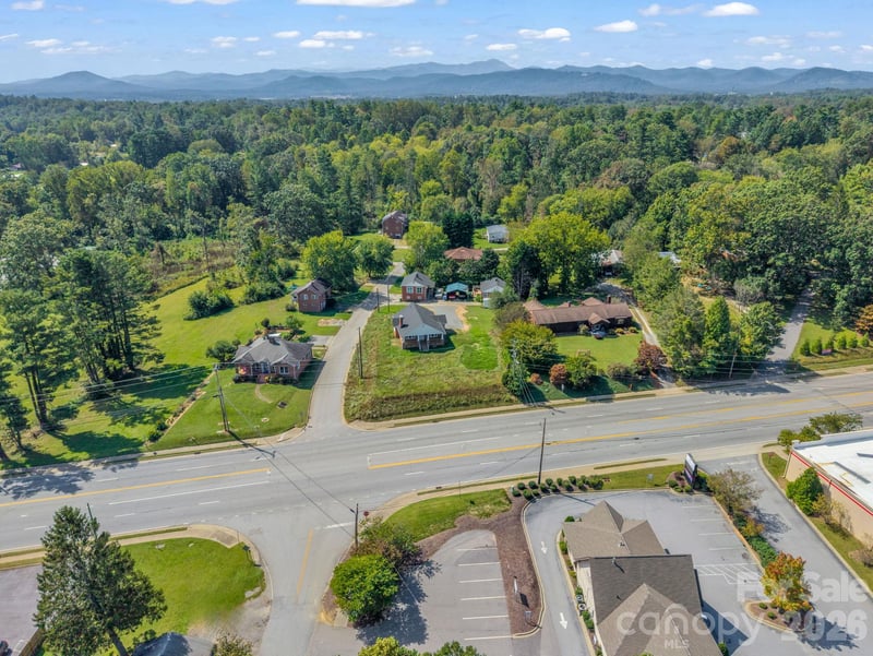 2 Roberts Street, Fletcher, NC - 6 beds, 0.5 baths, 2,522 sqft - $1,200,000