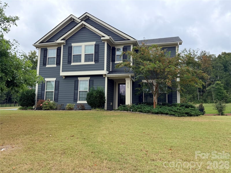 8340 Breton Way, Harrisburg, NC - 3 beds, 2.5 baths, 2,421 sqft - $515,000