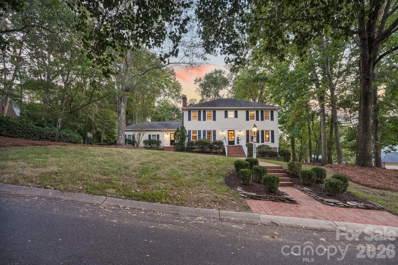 4800 Rockview Court, Charlotte, NC - 5 beds, 3.5 baths, 4,308 sqft - $1,749,999