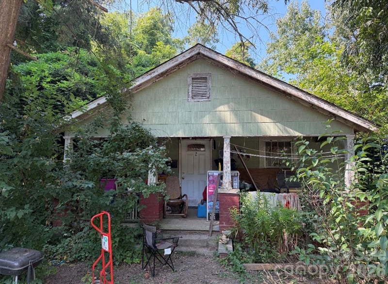 1311 Fox Avenue, Kannapolis, NC - 2 beds, 1 bath, 884 sqft - $89,000