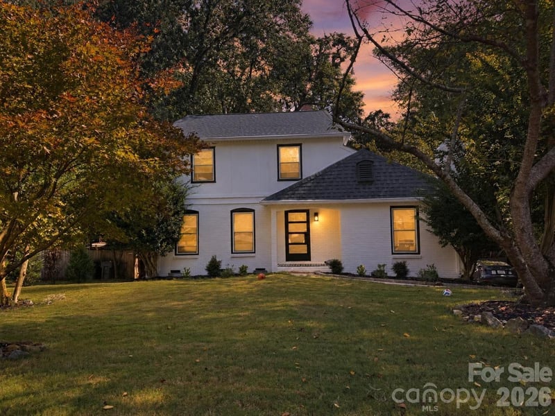 822 Ingraham Place Apt 30, Charlotte, NC - 3 beds, 2.5 baths, 1,932 sqft - $635,000