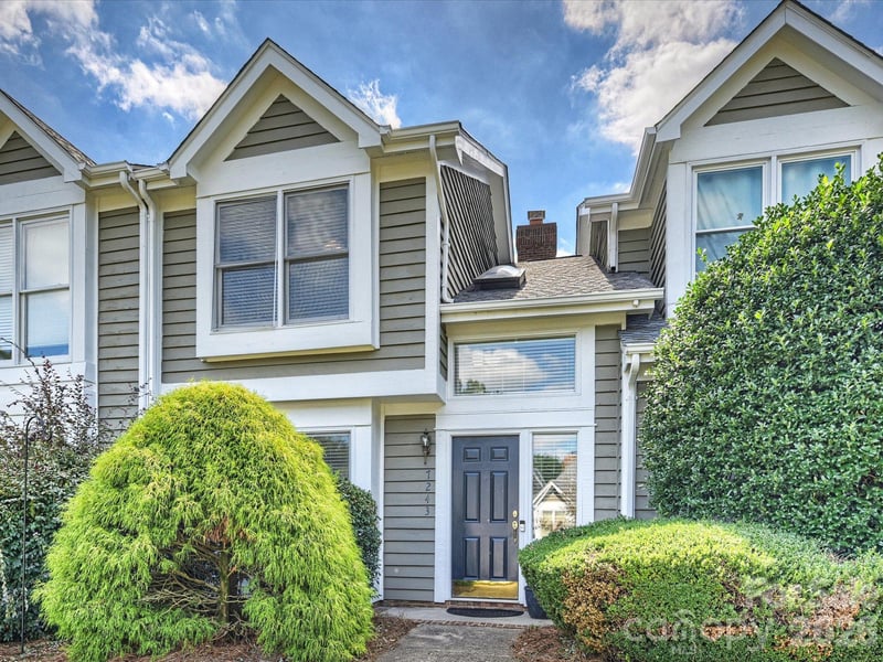 7243 Meeting Street, Charlotte, NC - 2 beds, 2.5 baths, 1,146 sqft - $320,000