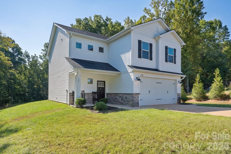 197 Winding Cedar Drive, Statesville, NC - 3 beds, 2.5 baths, 2,058 sqft - $419,900