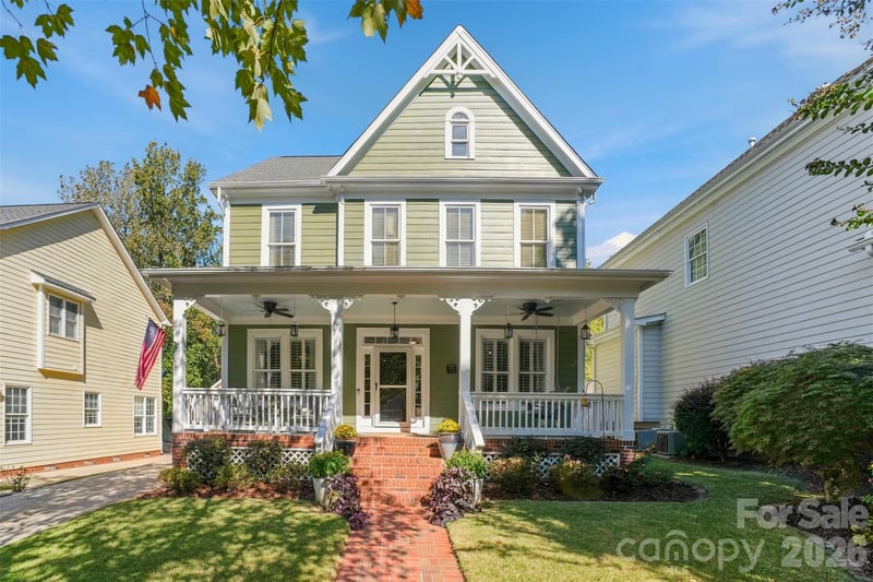 544 Glen Walk Drive, Fort Mill, SC - 4 beds, 2.5 baths, 2,244 sqft - $749,000