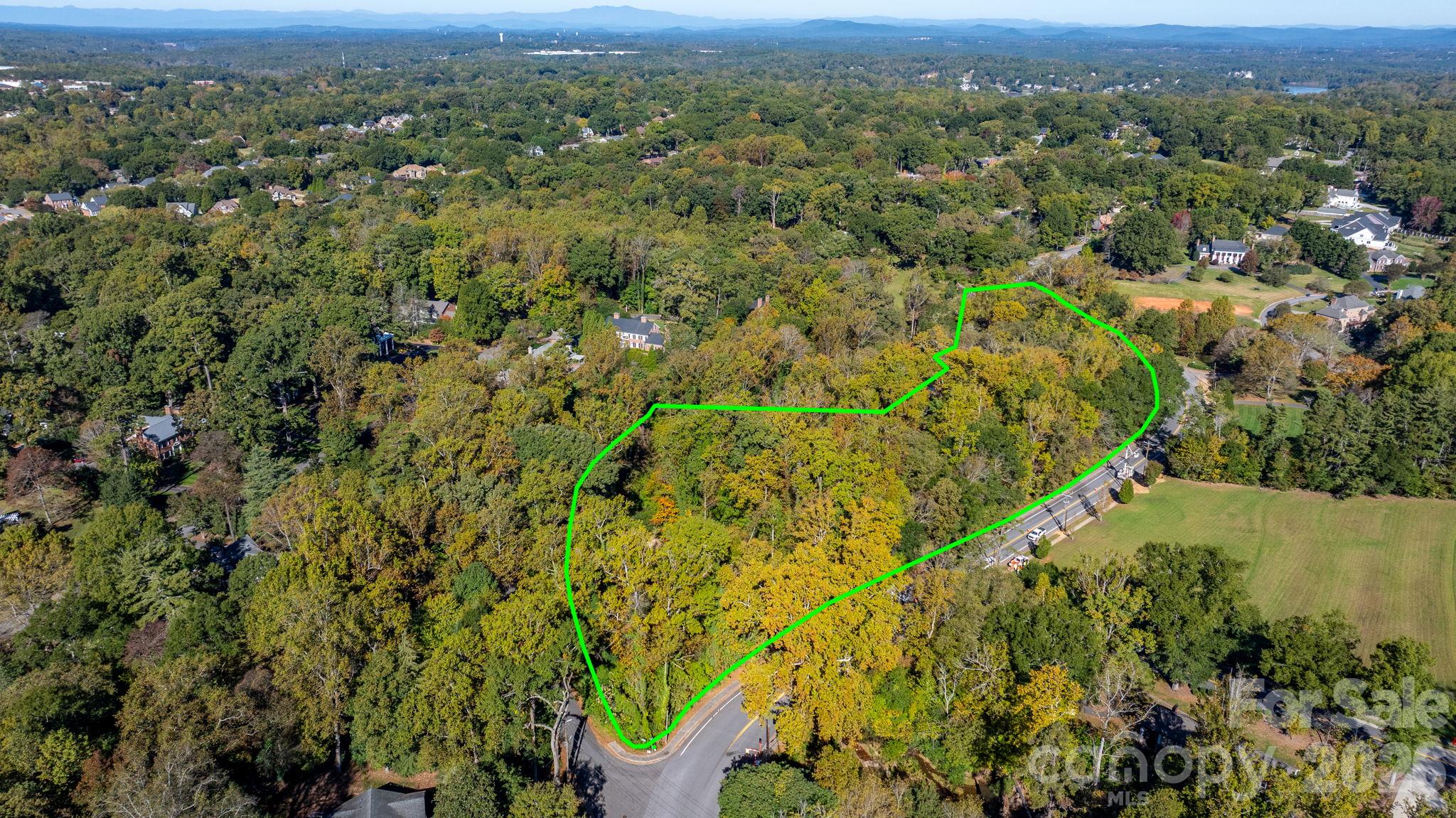 00 6th St NW, Hickory, NC 28601. property listing photo