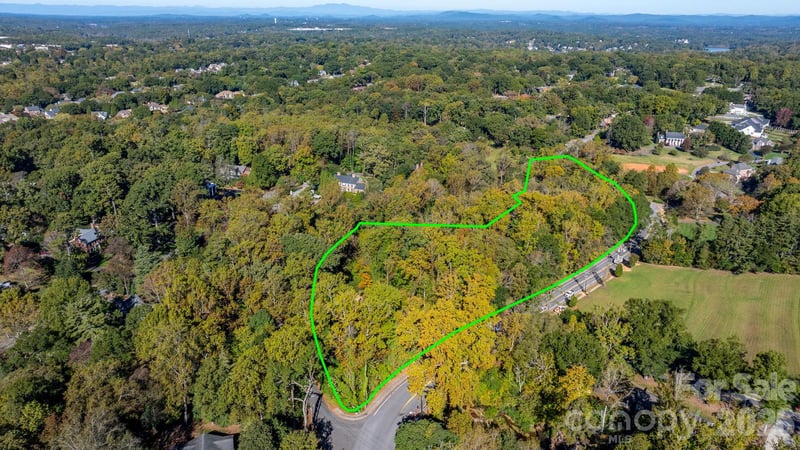 00 6th Street NW, Hickory, NC -  - $525,000