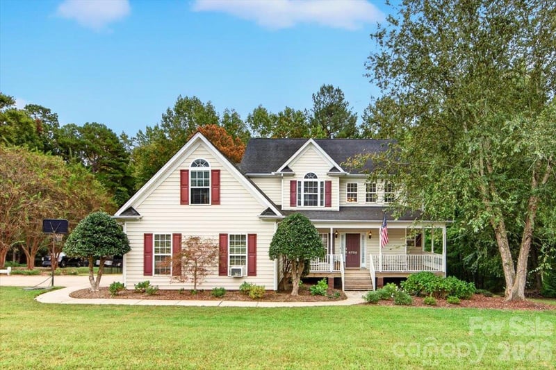 8705 Dartmoor Place, Charlotte, NC - 3 beds, 2.5 baths, 2,150 sqft - $545,000