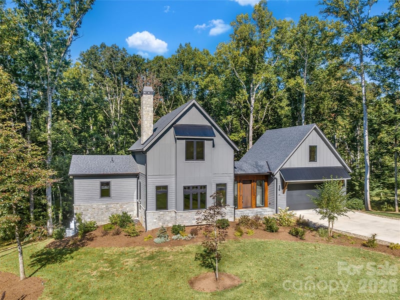 25 Ted Linn Drive, Fairview, NC - 4 beds, 3.5 baths, 3,280 sqft - $1,199,000