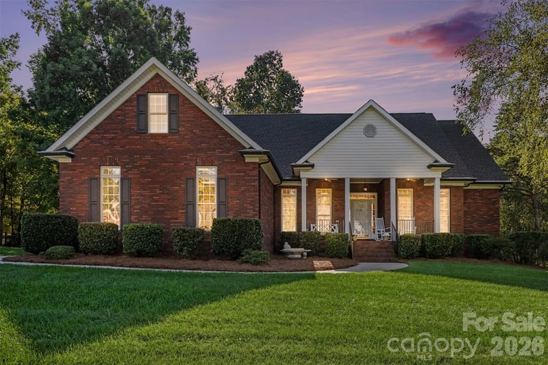 8412 Locksley Drive, Harrisburg, NC - 4 beds, 3.5 baths, 3,110 sqft - $700,000