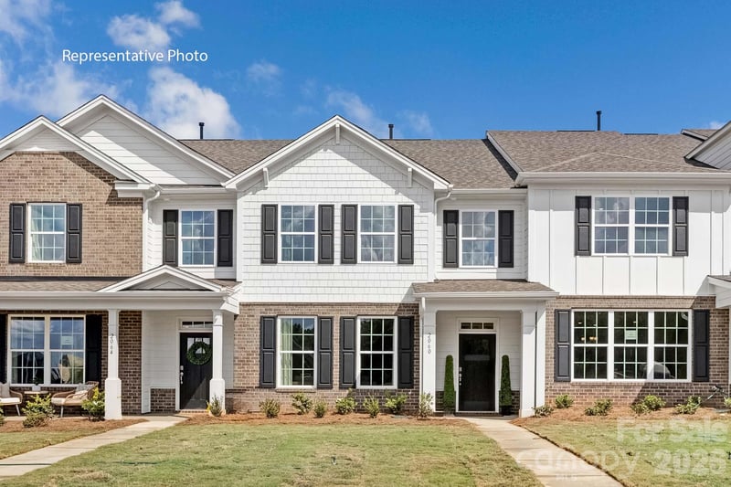 583 W Park Avenue TWNH D, Mooresville, NC - 3 beds, 2.5 baths, 1,825 sqft - $355,000