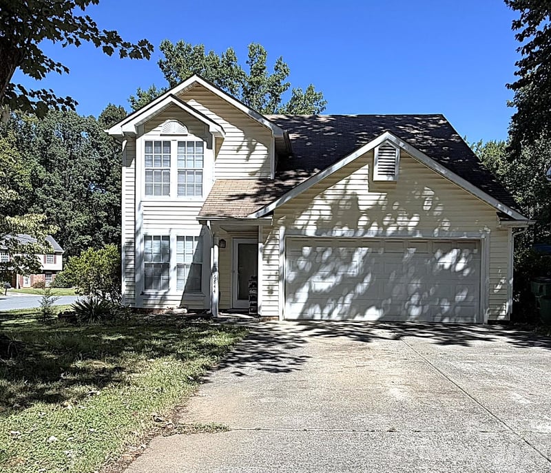 6844 Shiloh Ridge Lane, Charlotte, NC - 3 beds, 2.5 baths, 1,661 sqft - $345,000
