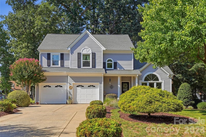 180 Bridgeport Drive, Mooresville, NC - 4 beds, 2.5 baths, 2,416 sqft - $685,000