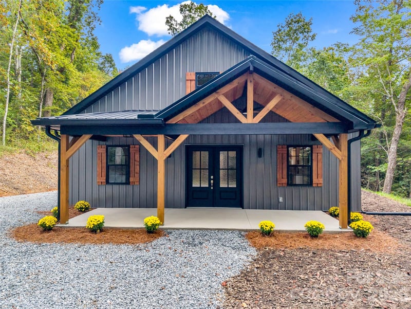 2718 Cove Road, Rutherfordton, NC - 3 beds, 2 baths, 1,404 sqft - $350,000