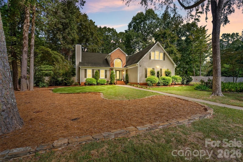 9831 Spring Harvest Drive, Mint Hill, NC - 4 beds, 2.5 baths, 2,716 sqft - $585,000
