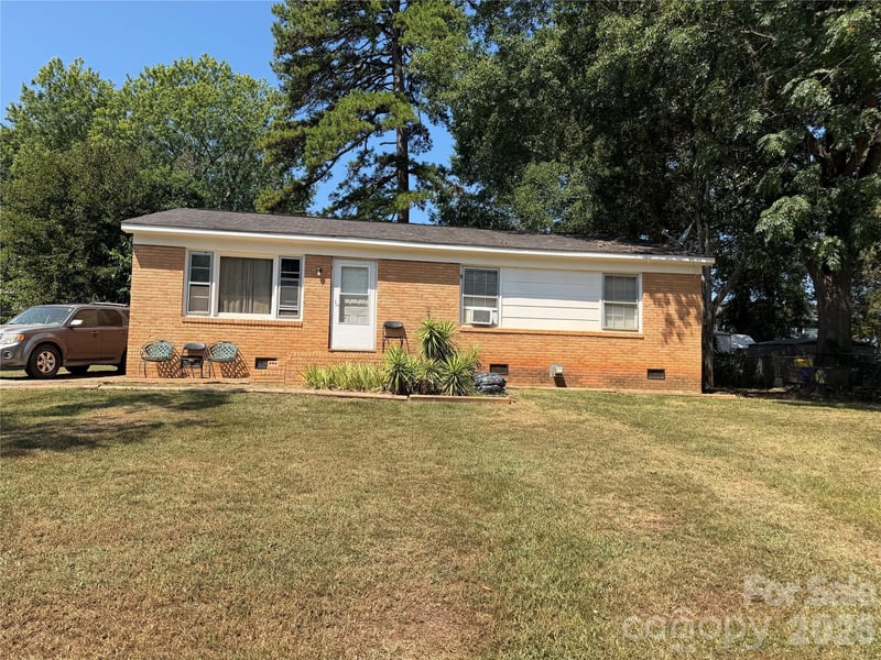 679 Winston Drive, Gastonia, NC - 3 beds, 1 bath, 1,062 sqft - $585,000